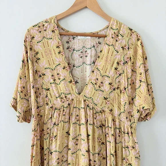 Natural Life Stella Mini Dress with a gold leaf floral print Size L/XL - Picture 5 of 11